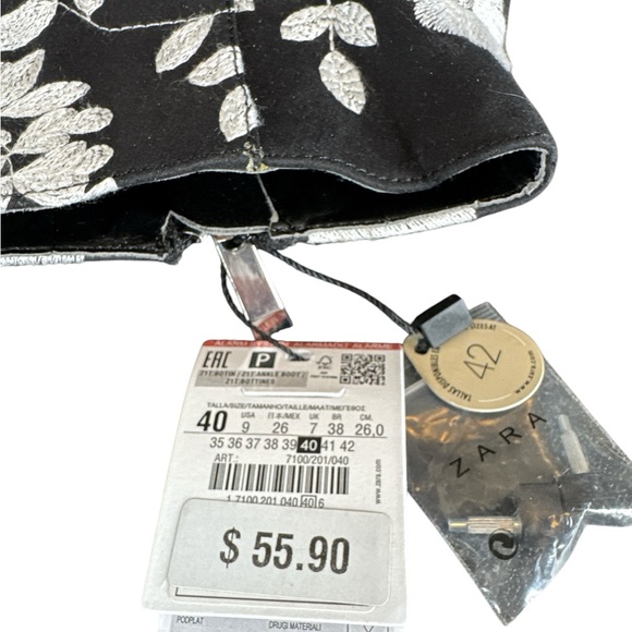 ZARA Black Embroidered Ankle Boots w/4” Heel, Size 9. - Picture 15 of 15